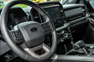 Ford F-150 2024 4x4 XLT 4p SuperCrew 5.5 ft. SB
