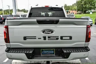 Ford F-150 2024 4x4 XLT 4p SuperCrew 5.5 ft. SB