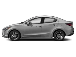Toyota Yaris 2019 XLE 4p. Sedán