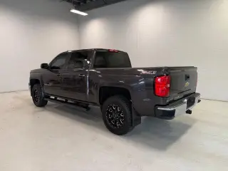 Chevrolet Silverado 1500 2015 4x4 LT 4p Cab. Crew 5.8 ft. SB