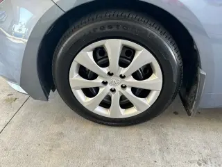 Toyota Corolla 2025 LE Sedán 4p