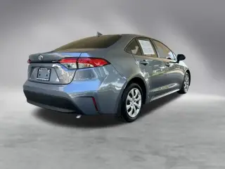 Toyota Corolla 2025 LE Sedán 4p