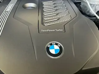 BMW X7 2022 AWD xDrive40i 4p Puertas Vehículo de Deporte y Actividades