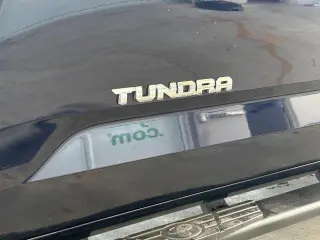 Toyota Tundra 2024 4x2 SR5 4p Camión Cabina CrewMax LB