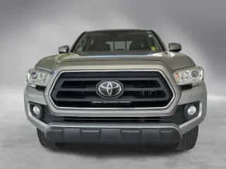 Toyota Tacoma 2022 4x2 SR5 4p Doble Cab 5.0 ft SB
