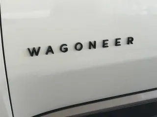 Jeep Wagoneer S 2024 4x4 Edición de Lanzamiento 4p SUV