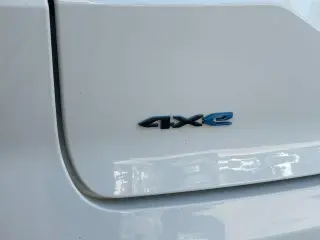 Jeep Wagoneer S 2024 4x4 Edición de Lanzamiento 4p SUV
