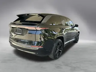 Jeep Wagoneer S 2024 4x4 Edición de Lanzamiento 4p SUV
