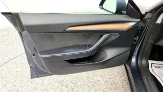 Tesla Model 3 2023 4p Sedan