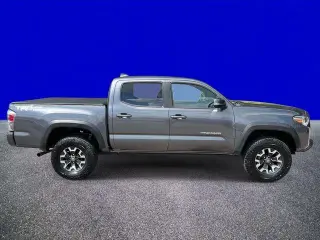 Toyota Tacoma 2021 4x2 TRD Todo Terreno 4p Doble Cabina 5.0 pies CB