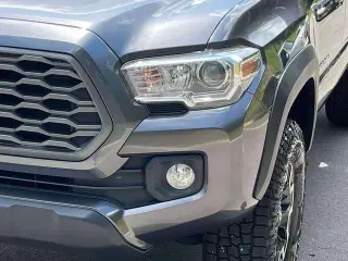 Toyota Tacoma 2021 4x2 TRD Todo Terreno 4p Doble Cabina 5.0 pies CB