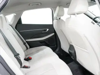 Hyundai SONATA 2022 SE 4p Sedan (lanzamiento de mitad de año)
