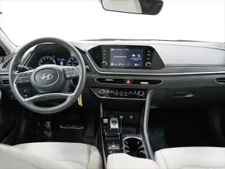 Hyundai SONATA 2022 SE 4p Sedan (lanzamiento de mitad de año)