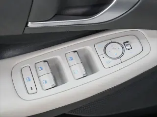Hyundai SONATA 2022 SE 4p Sedan (lanzamiento de mitad de año)