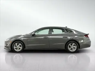 Hyundai SONATA 2022 SE 4p Sedan (lanzamiento de mitad de año)