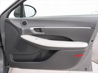 Hyundai SONATA 2022 SE 4p Sedan (lanzamiento de mitad de año)