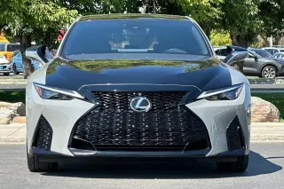 Lexus IS 350 2023 AWD F SPORT Design 4p Sedan