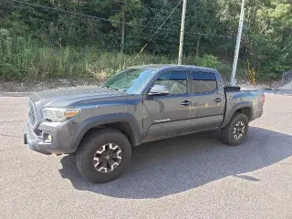 Toyota Tacoma 2019 4x4 TRD Todo Terreno 4p Doble Cabina 5.0 ft SB 6M