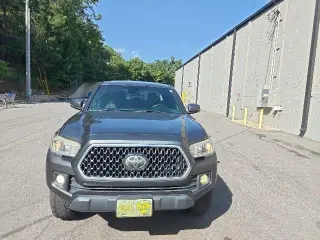 Toyota Tacoma 2019 4x4 TRD Todo Terreno 4p Doble Cabina 5.0 ft SB 6M