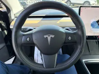 Tesla Model 3 2022 AWD Long Range 4p Sedan