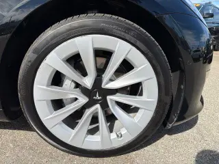 Tesla Model 3 2022 AWD Long Range 4p Sedan