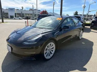 Tesla Model 3 2022 AWD Long Range 4p Sedan