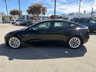 Tesla Model 3 2022 AWD Long Range 4p Sedan