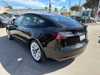 Tesla Model 3 2022 AWD Long Range 4p Sedan