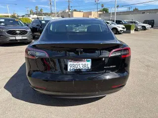 Tesla Model 3 2022 AWD Long Range 4p Sedan