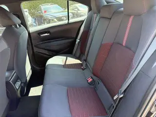 Toyota Corolla 2023 SE 4p Sedan