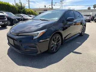Toyota Corolla 2023 SE 4p Sedan
