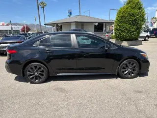 Toyota Corolla 2023 SE 4p Sedan