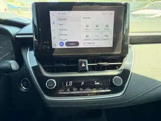 Toyota Corolla 2023 SE 4p Sedan
