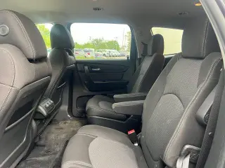 Chevrolet Traverse 2017 LT 4dr SUV con 1LT