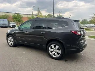 Chevrolet Traverse 2017 LT 4dr SUV con 1LT