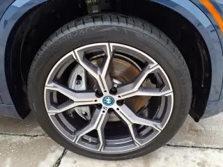 BMW X5 2023 tracción total xDrive45e 4p Sports Activity Vehicle
