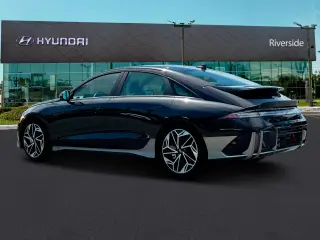 Hyundai IONIQ 6 2024 SEL 4p Sedan