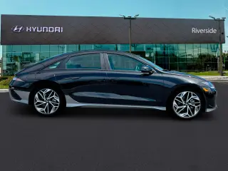 Hyundai IONIQ 6 2024 SEL 4p Sedan