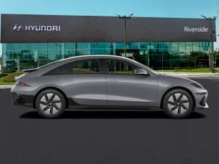 Hyundai IONIQ 6 2024 SE 4p Sedan