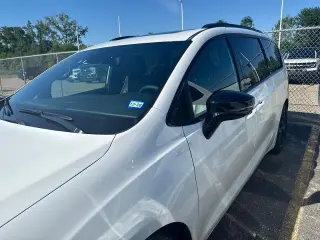 Chrysler Pacifica 2025 Limited 4p Minivan