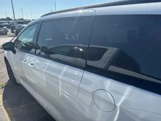 Chrysler Pacifica 2025 Limited 4p Minivan