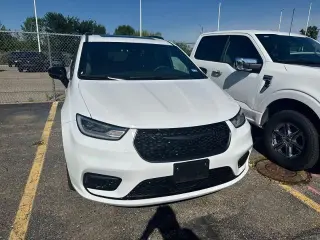 Chrysler Pacifica 2025 Limited 4p Minivan