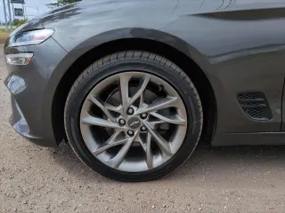 Genesis G70 2022 2.0T 4p Sedan
