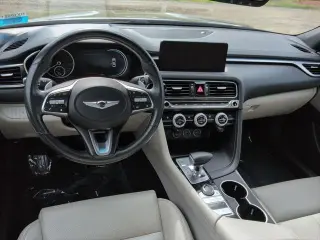 Genesis G70 2022 2.0T 4p Sedan