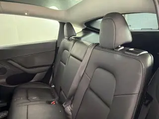 Tesla Model Y 2024 Long Range 4p Crossover