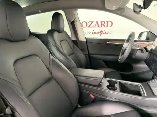 Tesla Model Y 2024 Long Range 4p Crossover