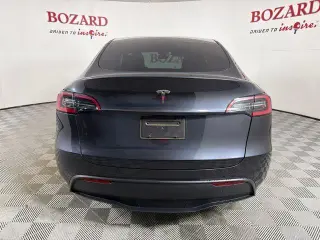 Tesla Model Y 2024 Long Range 4p Crossover