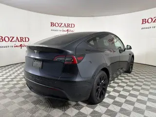 Tesla Model Y 2024 Long Range 4p Crossover