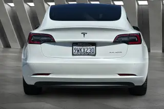 Tesla Model 3 2019 AWD Long Range 4p Fastback