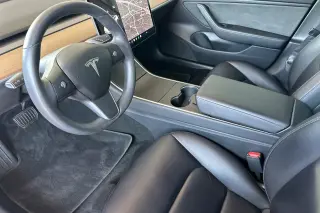Tesla Model 3 2019 AWD Long Range 4p Fastback